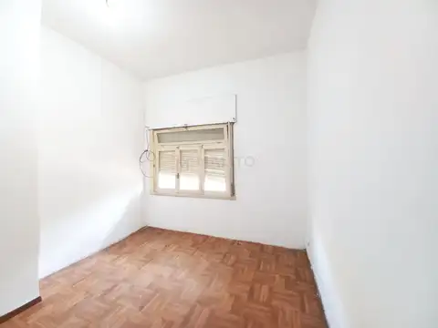 Depto Tipo Casa en Venta 40 años