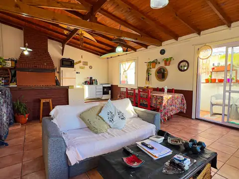 Depto Tipo Casa en Venta con 1 cocheras