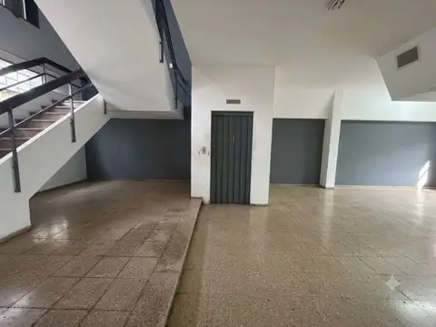 Galpon en Alquiler 36 años