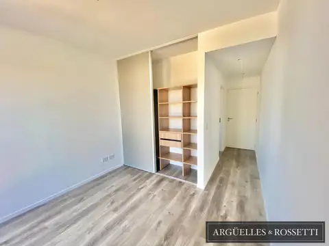 Departamento en Venta en Funes, USD 120.000