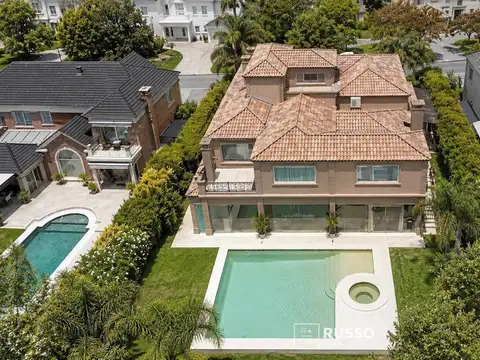 Casa en Venta de 4 dormitorios