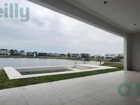 Casa a estrenar a la laguna en venta o alquiler, Barrio Santa Ana, Villanueva