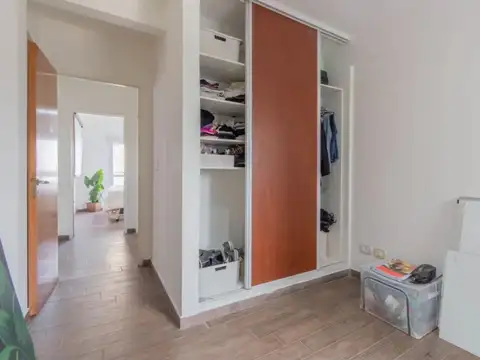 Departamento en Venta con 60 cocheras