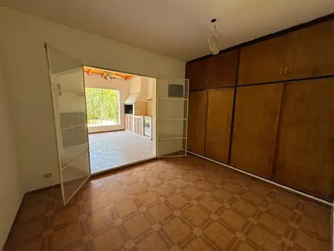 VENTA CASA 3 DORMITORIOS GUAYMALLEN APTA CREDITO