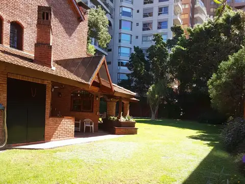 Dr. Tomás Manuel De Anchorena 300