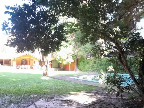 Apto Credito Venta Casa 5 Amb 4 dormitorio La lucila Piscina