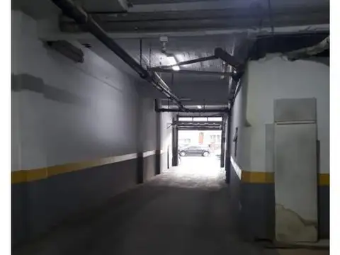 Oportunidad.Cochera en garage .Ramos mejia