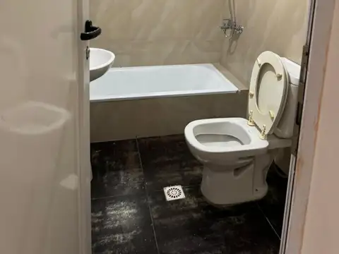OPORTUNIDAD! VENTA DE 5 DEPTOS, B^ CHALTEN, CALETA OLIVIA