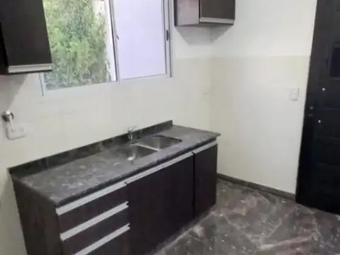 Depto Tipo Casa en Venta 6 años