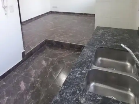 Depto Tipo Casa en Venta en Ramos Mejía, USD 60.000