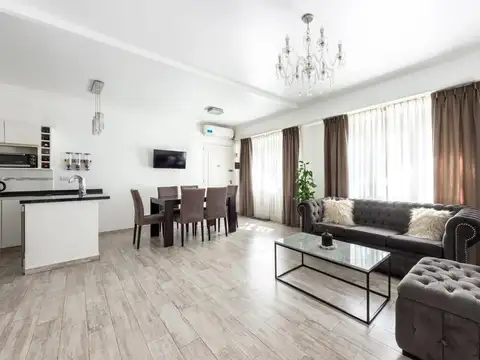 Depto Tipo Casa en Venta 8 años
