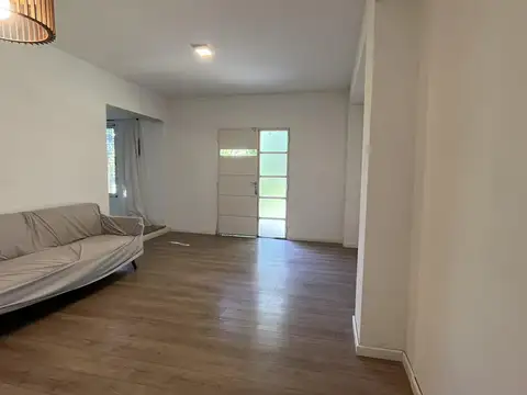 Casa en Venta en Álvarez, USD 250.000