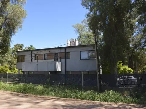 Casa Quinta en Arroyo Leyes -VENTA