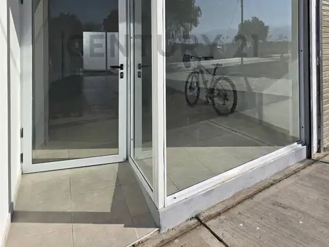 ALQUILER LOCAL COMERCIAL