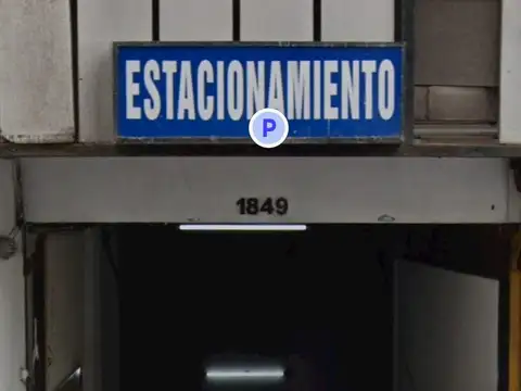  ESPACIO DE COCHERA PERFECTAMENTE UBICADO 