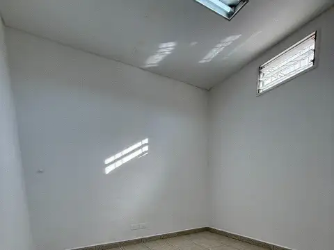 General Juan José Valle 200