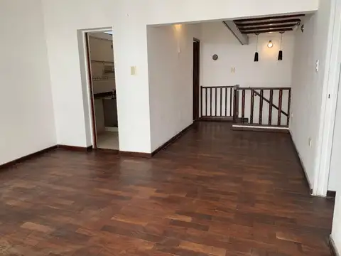 Av 25 de mayo 800, Piso P.A.