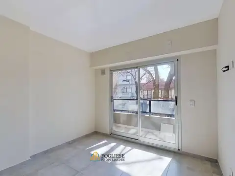 Semipiso de 3 Ambientes al Frente con Balcón Aterrazado – Excelente Ubicación