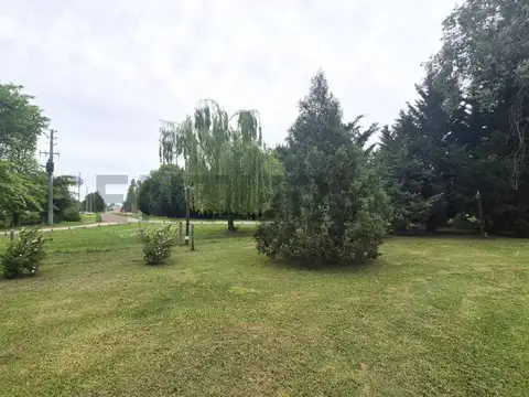 Venta Casa de 5 ambientes en Chacras de Uribelarrea.