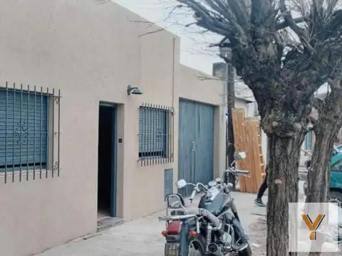 Casa 3 ambientes con 1 baño