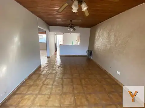 Casa en Alquiler - 2 Dormitorios 1 Baño - 75mts - La Plata