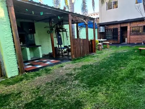 Alvarez Thomas 3328 , Piso 0