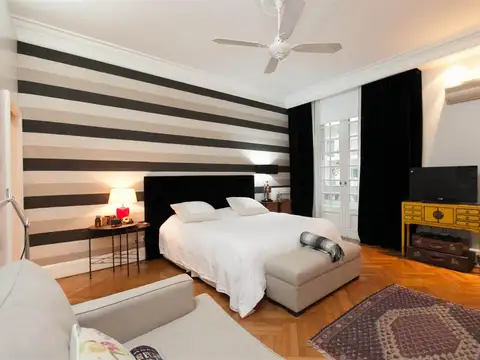 Departamento en Venta de 5 dormitorios