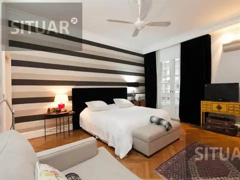 Departamento en Venta de 5 dormitorios