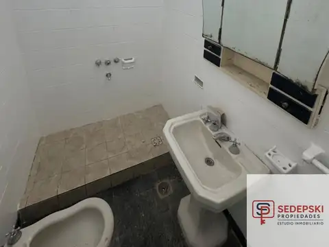 Casa en venta de 2 dormitorios c/ cochera en España Y Hospitales