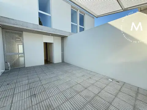 Depto Tipo Casa en Venta de 3 dormitorios