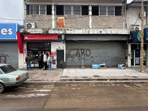Local - Alquiler - Argentina, La Matanza - INTENDENTE RUSSO 4988