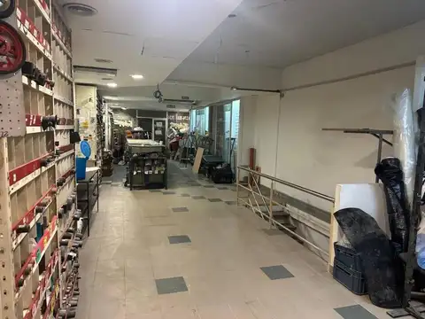 Local en Venta 40 años