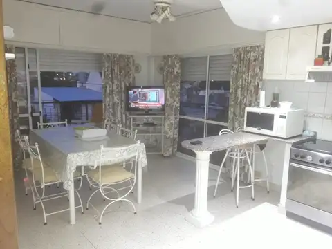 Centenera 100, Piso 2