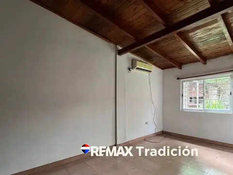 CASA 2 HABITACIONES CON LOCAL EN VENTA