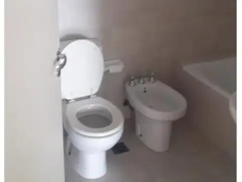 Departamento en Alquiler en Monte Castro, $ 500.000