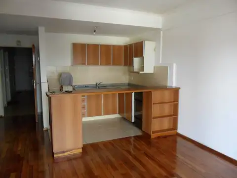 Departamento en Alquiler con 1 cocheras