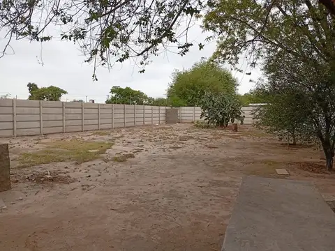 Casa 2 ambientes con 1 baño