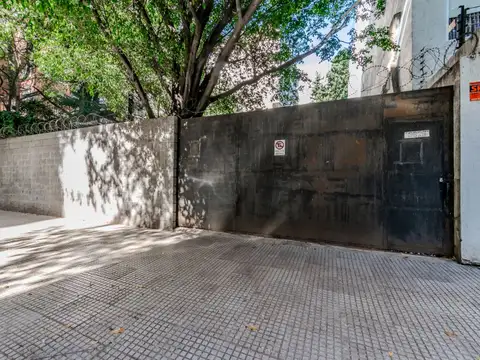 Terreno en Venta en Villa del Parque, USD 980.000