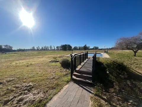 Exclusiva Chacra en venta Mercedes: Naturaleza, Lujo y Tranquilidad
