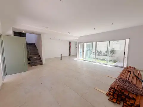 Casa en Venta en Nuestra Señora De Lourdes, USD 349.000