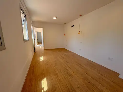 Casa 5 ambientes con 3 baños