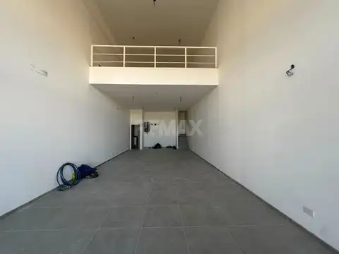 Local en Alquiler en Neuquen, $ 4.000.000
