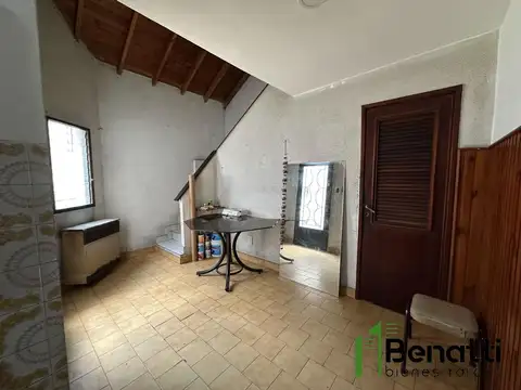 Depto Tipo Casa en Venta en Ramos Mejía, USD 70.000