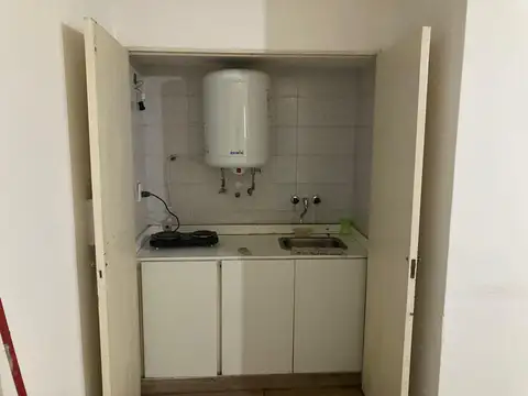 Departamento en Alquiler en Tribunales, $ 450.000