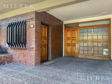 Depto Tipo Casa en Venta de 4 ambientes