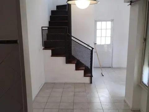 VENTA CON RENTA- Duplex 3 ambientes - Villa Adelina