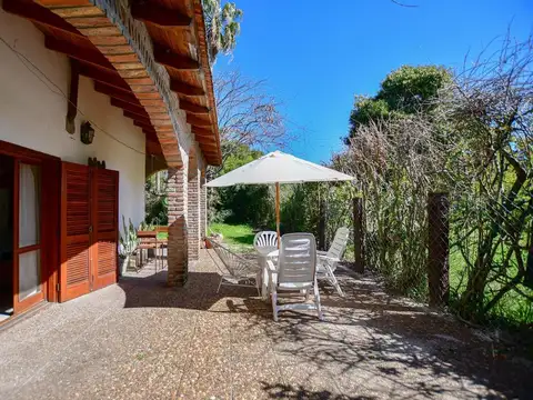 487 e/ 16 bis y 18 2200