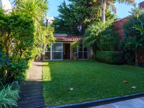Venta Casa 5 amb Monte Castro con jardín y quincho