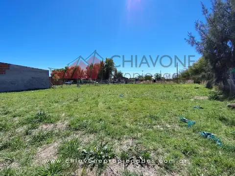 Lote de 812 m² en Gral Hornos, c/mejoras - L10106