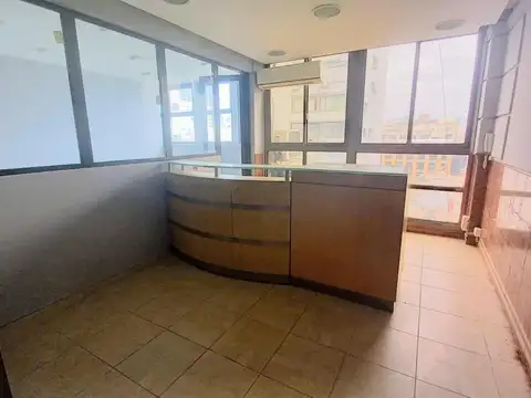 Venta , Oficina En Capital Federal, Avenida Belgrano, San
